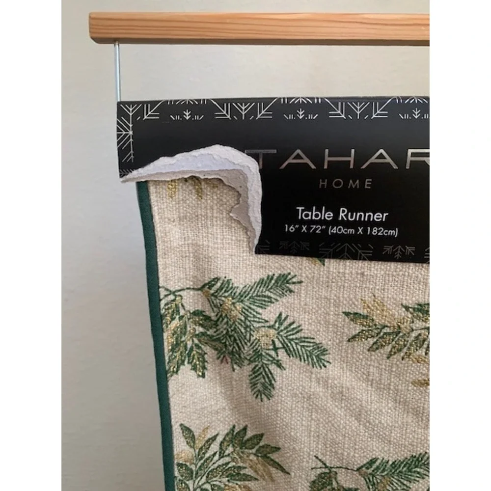Tahari Home‎ NWT Table Runner 16 x 72 Pine Branch Modern Rustic Holiday Festive